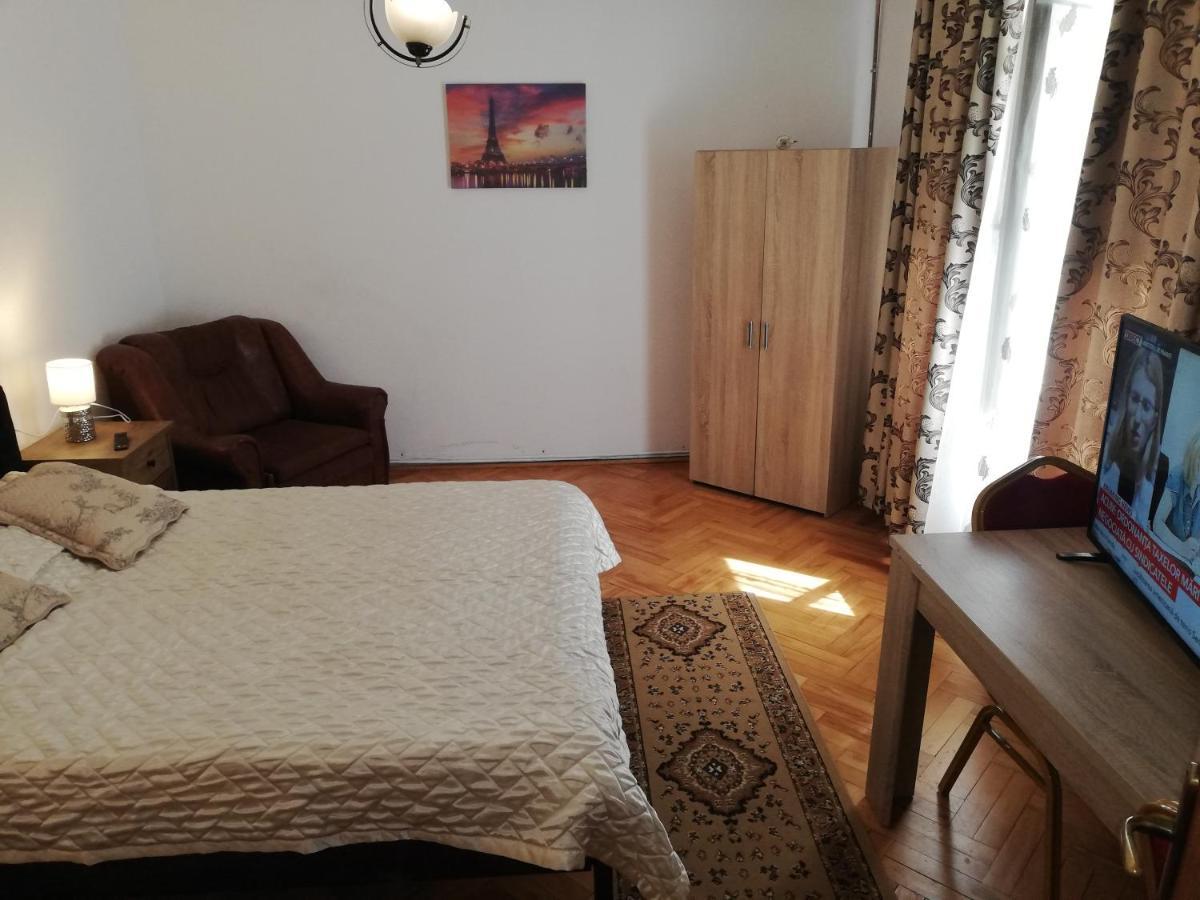 מלון Tîrgu Ocna Casa Bucur מראה חיצוני תמונה